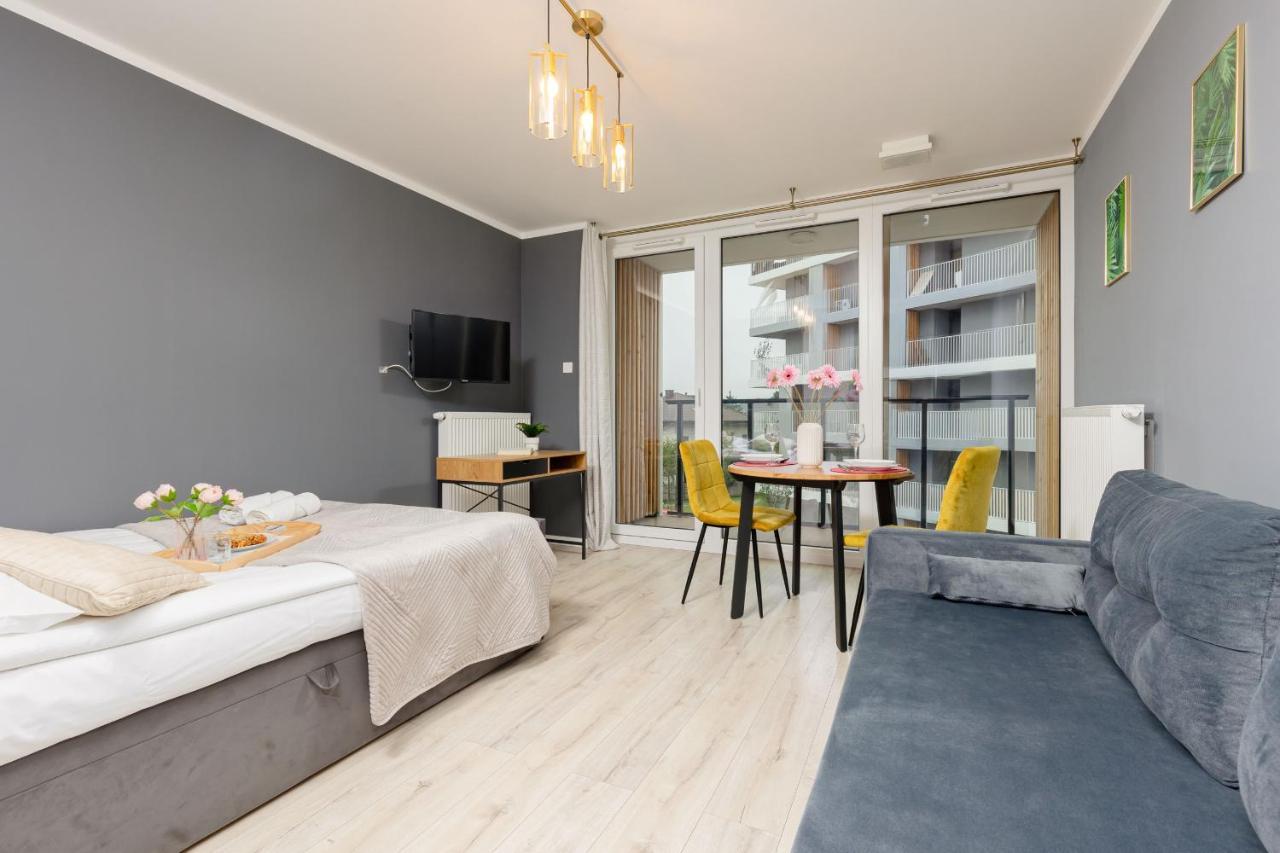 Studio With Balcony Warsaw Kokoryczki By Noclegi Renters 外观 照片