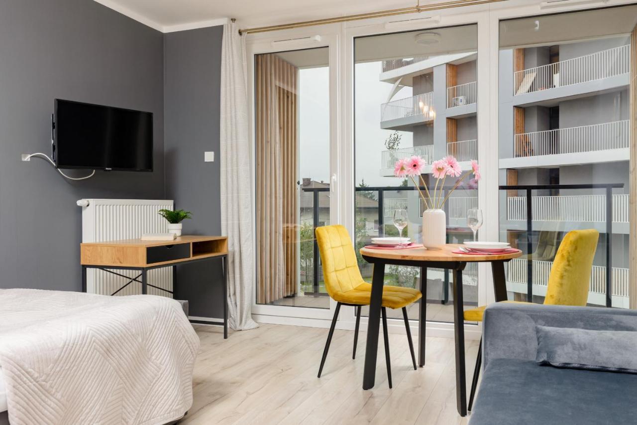 Studio With Balcony Warsaw Kokoryczki By Noclegi Renters 外观 照片
