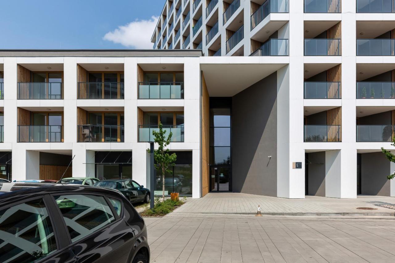 Studio With Balcony Warsaw Kokoryczki By Noclegi Renters 外观 照片